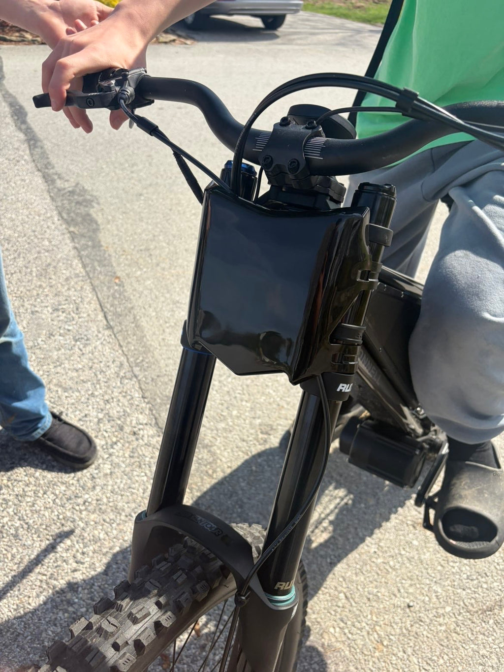 Glossy Motocutz Plate